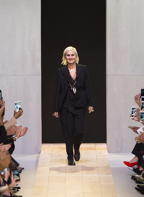 maria grazia finale dior pfw 2017 ile ilgili görsel sonucu